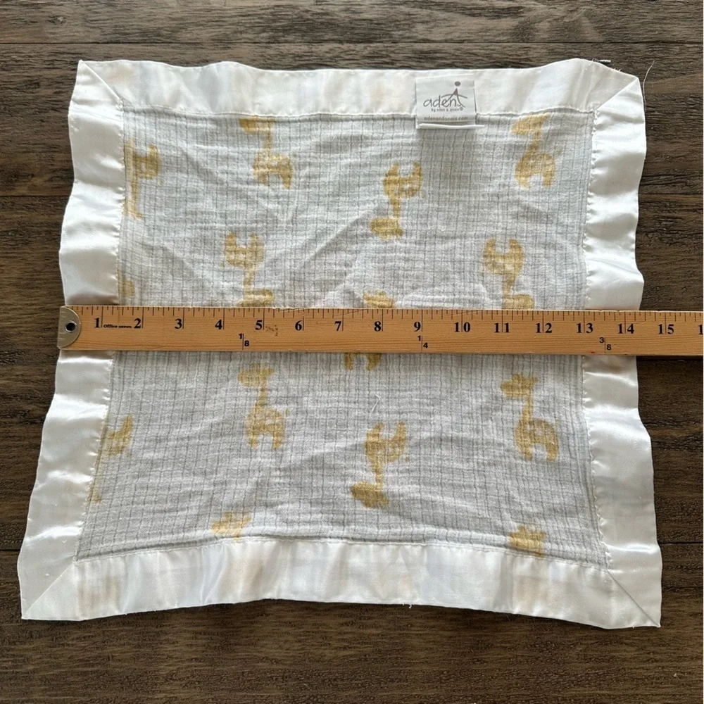 Aden & Anais White Giraffe Mini Blanket Blankie Lovie Security Muslin Cotton‎